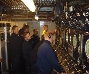 Conducting chamber system course, for the Swedish Armed Forces on the saturation chambers complex manufactured by
“Offshore Marine Engineering”
onboard the vessel HMS Belos (earlier name Energy Supporter).